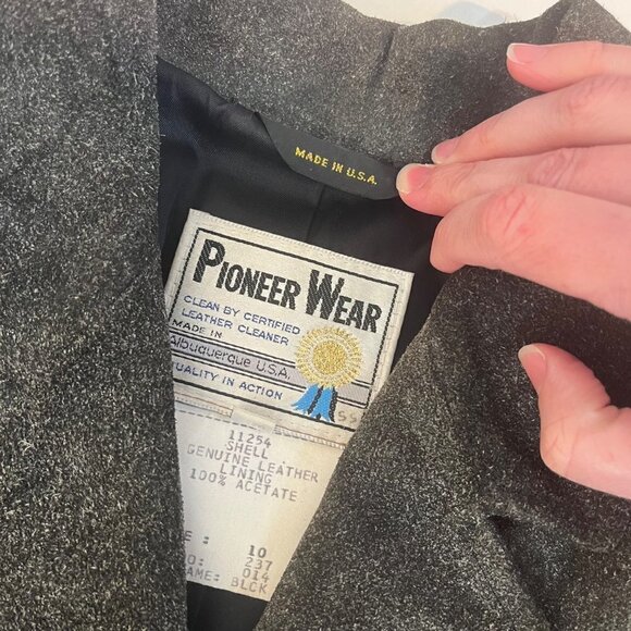 VTG Pioneer Wear Womens Cropped Western Leather Jacket Size 10 Suede 80s Padded - Picture 7 of 12